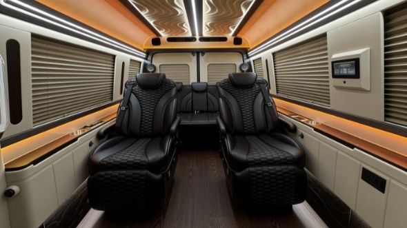 8 passenger sprinter van inside hampton