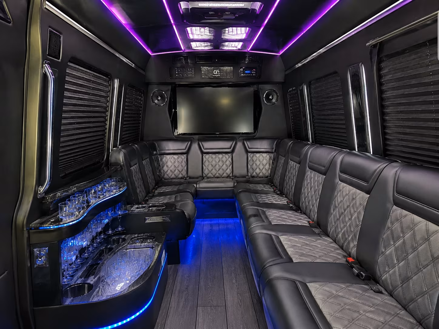 find the perfect transportation for your next airport transfer 1