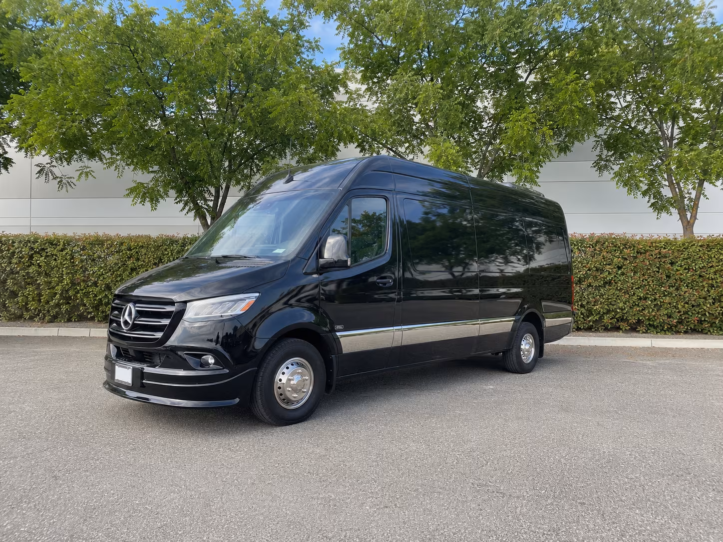 find the perfect transportation for your next corporate event 5