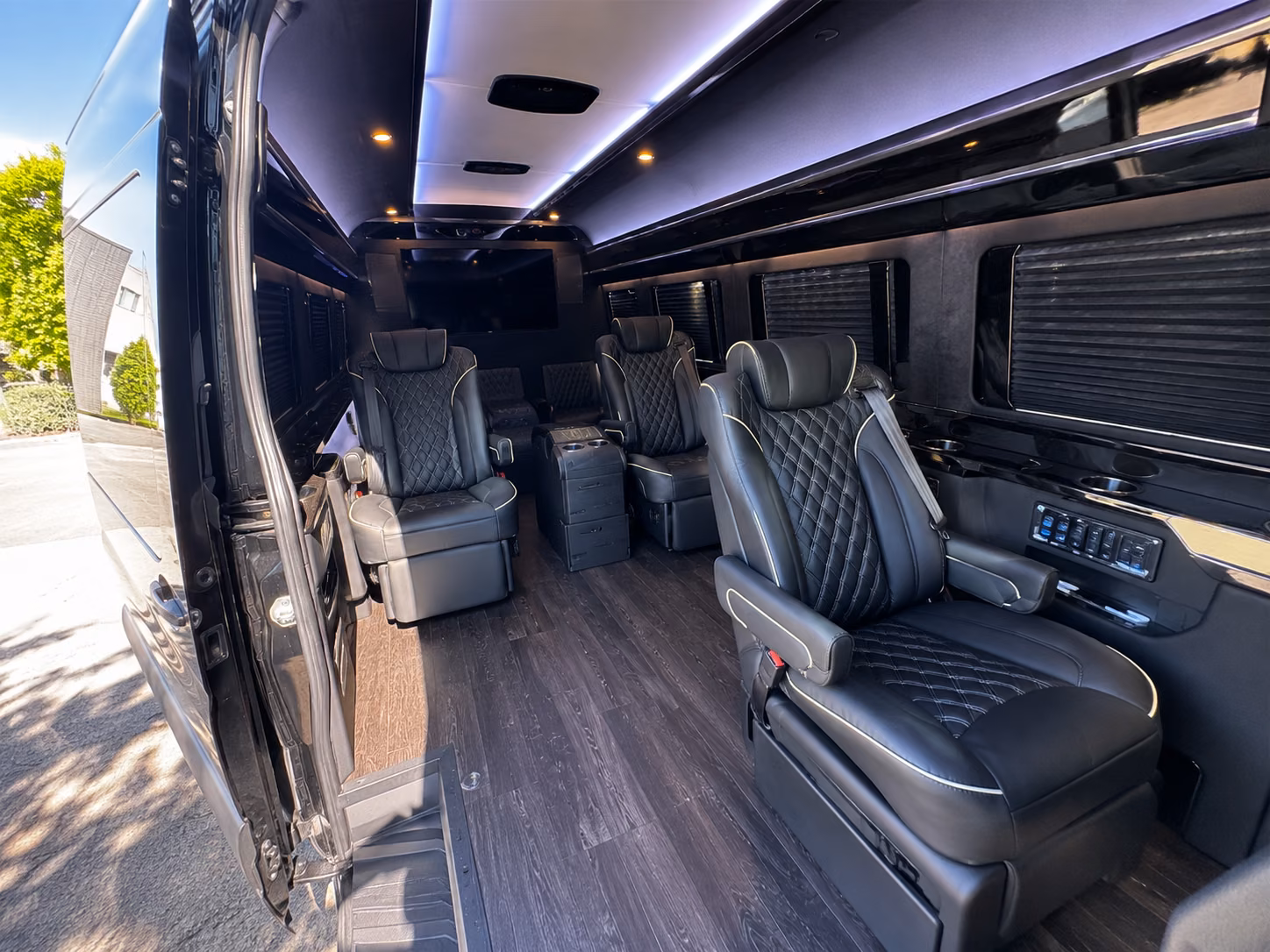 hampton 18 passenger sprinter van inside
