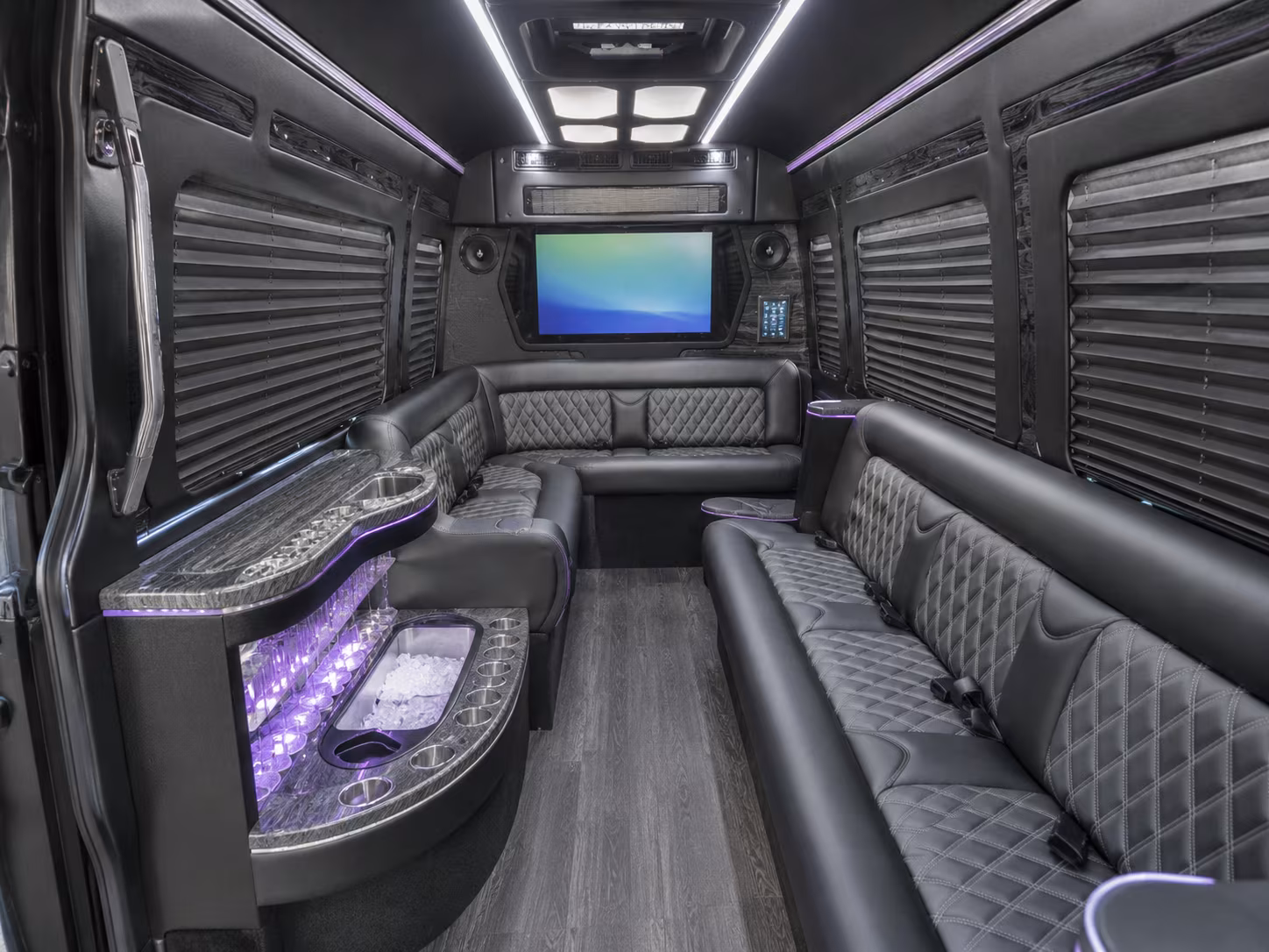 hampton airport sprinter van service